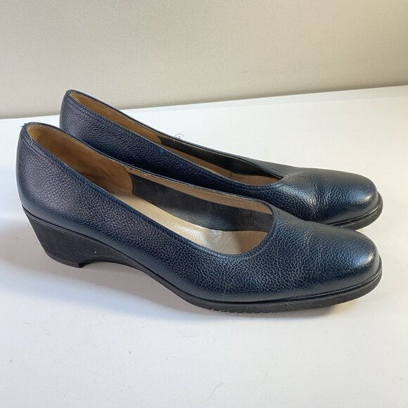 Salvatore Ferragamo Shoes - Salvatore Ferragamo Italian Boutique Womens Shoes Wedge Flats Size 8 Black